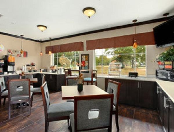 Hotel Super 8 By Wyndham Mansfield La Ristorante foto